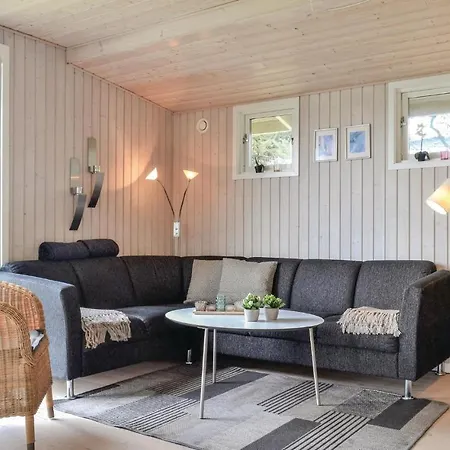 3 Bedroom Nice In Hvide Sande Semesterbostad Bjerregård