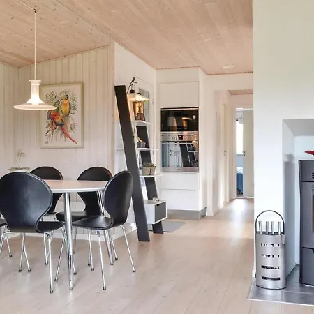3 Bedroom Nice In Hvide Sande Semesterbostad *