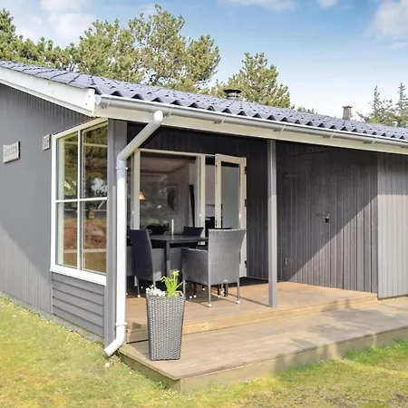 3 Bedroom Nice In Hvide Sande *